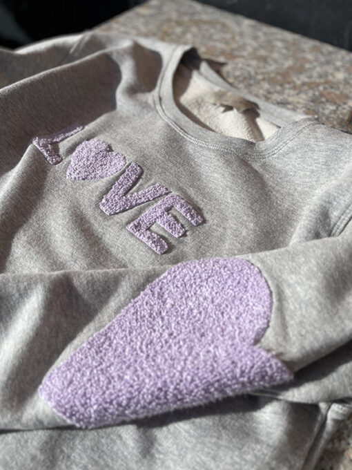 grey/lavender sweat